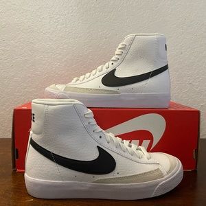 Nike Blazer Mid '77 GS 'White Black' DA4086-100 Size 4Y Women's Size 5.5